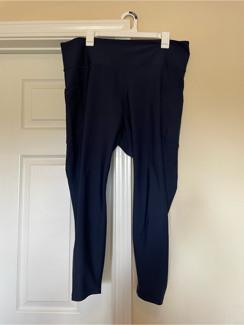 Navy High-Waist Women’s Athletic Leggings